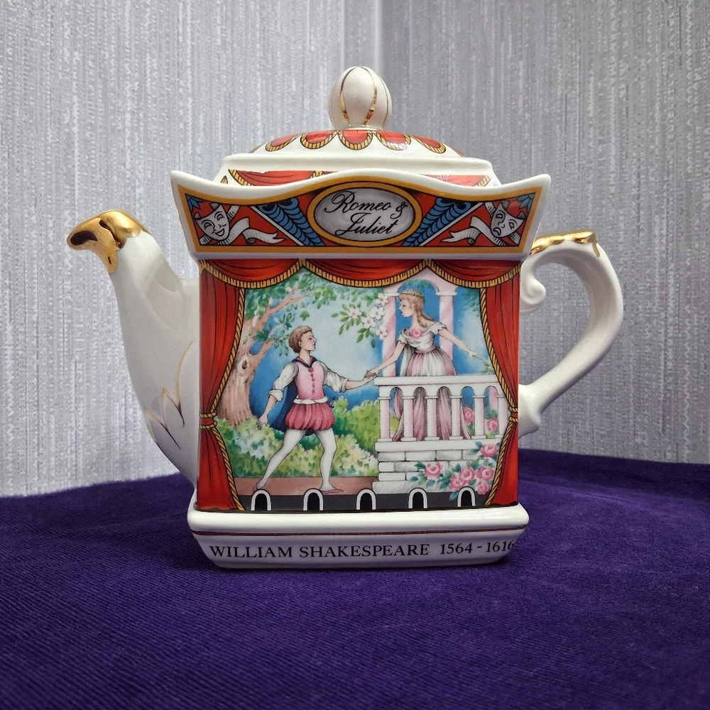 Sadler England Romeo And Juliet Porcelain Tea Pot